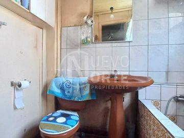 CASA  CON  GRAN POTENCIAL PARA REMODELAR