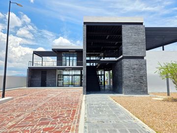 ZIBATÁ, CASA DE AUTOR, ARQUITECTURA Y CONFORT MODERNO