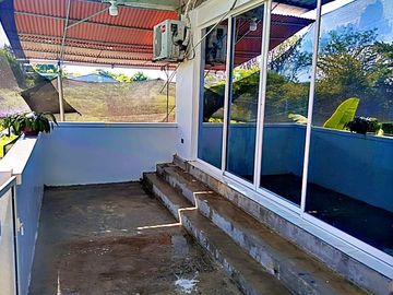 @En Venta Amplia Casa de Campo tras el Terminal Terrestre Santa Elena Ecuador