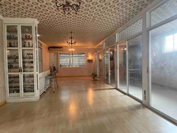 FOR SALE Corner Old House located at Brgy. Kapitolyo, Pasig City