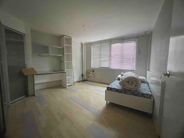 FOR SALE Corner Old House located at Brgy. Kapitolyo, Pasig City