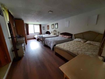 hermosa casa en venta con terreno en venta en paute junto a la vía principal