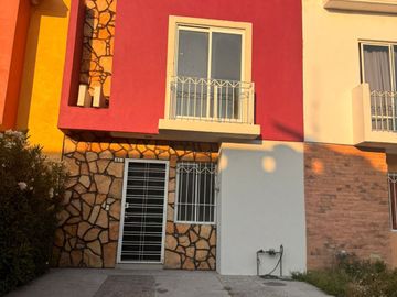 Casa en Venta en Parque de Tesistan, Zapopan en Excelente Precio.