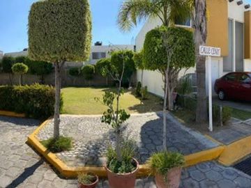 PRECIOSA CASA EN  VENTA DE RECUPERACION BANCARIA EN PASEOS DE SAN ANDRÉS, TLAXCALCINGO, PUEBLA.