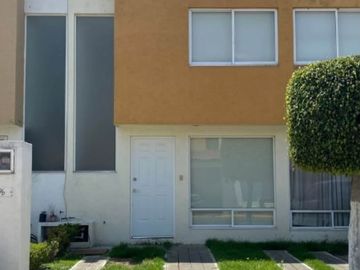 PRECIOSA CASA EN  VENTA DE RECUPERACION BANCARIA EN PASEOS DE SAN ANDRÉS, TLAXCALCINGO, PUEBLA.