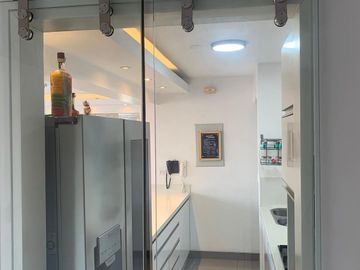 VENDO HERMOSO DPTO. FLAT DE 3 DORM. 1er PISO, CON AMPLIA TERRAZA EN SAN BORJA