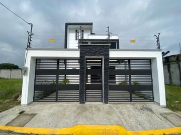 LUJOSA PROPIEDAD EN VENTA