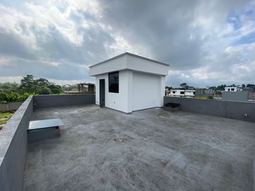 LUJOSA PROPIEDAD EN VENTA