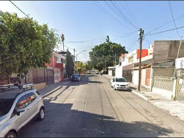 HERMOSA PROPIEDAD EN VENTA DE RECUPERACIÓN BANCARIA EN SANTA MÓNICA, GUADALAJARA, JALISCO.