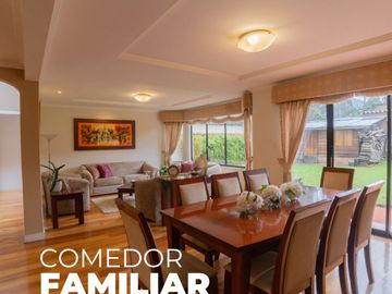Amplia casa familiar en Río Amarillo, 5 hab., 4 baños, estudio, sala de juegos y chimenea.