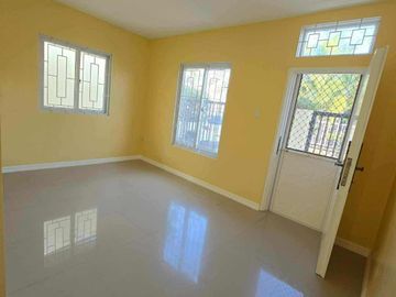 SEMI FURNISHED BUNGALOW HOUSE FOR SALE IN ANGELES CITY