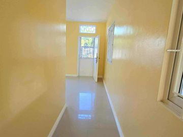 SEMI FURNISHED BUNGALOW HOUSE FOR SALE IN ANGELES CITY
