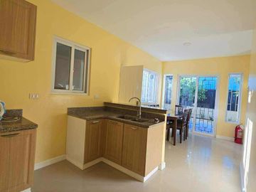 SEMI FURNISHED BUNGALOW HOUSE FOR SALE IN ANGELES CITY