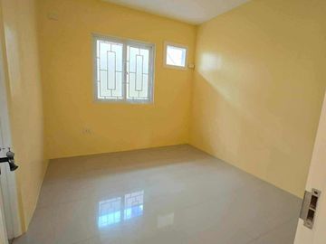 SEMI FURNISHED BUNGALOW HOUSE FOR SALE IN ANGELES CITY