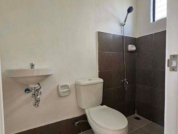 FOR SALE – 2-STOREY HOUSE IN SAN PABLO, LAGUNA!