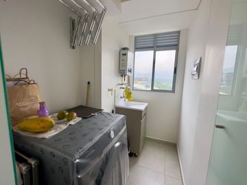 SE VENDE APARTAMENTO EN ENVIGADO, SECTOR  LAS  VEGAS