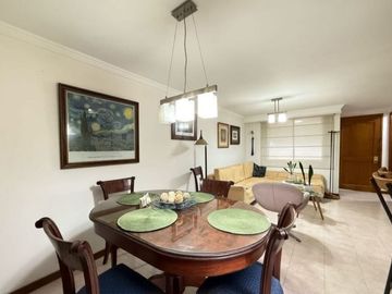 SE VENDE CASA EN ENVIGADO,LOMA DEL ESCOBERO