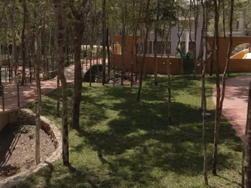 ¡Gran oportunidad de inversión! Terreno con escritura incluida en zona de alto desarrollo.