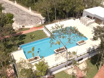 ¡Gran oportunidad de inversión! Terreno con escritura incluida en zona de alto desarrollo.