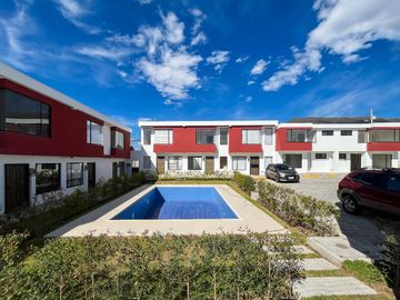 Casa por Estrenar en Conjunto Privado – Mitad del Mundo 🌎*