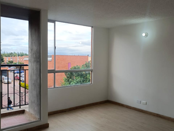 SE VENDE APARTAMENTO EN MADRID (TOSCANA)