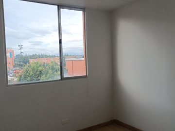 SE VENDE APARTAMENTO EN MADRID (TOSCANA)