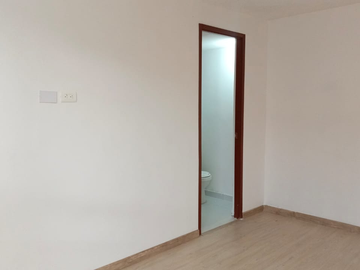SE VENDE APARTAMENTO EN MADRID (TOSCANA)