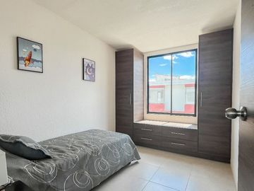 Casa por Estrenar en Conjunto Privado – Mitad del Mundo 🌎*
