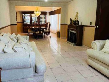 Casa  en Venta    super ubicada