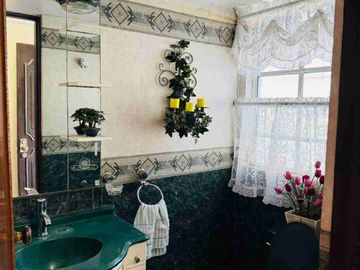 Casa  en Venta    super ubicada
