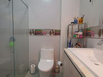 CASA EN VENTA – SECTOR MARIANA DE JESÚS, VALLE DE LOS CHILLOS