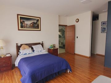 CASA EN VENTA – SECTOR MARIANA DE JESÚS, VALLE DE LOS CHILLOS