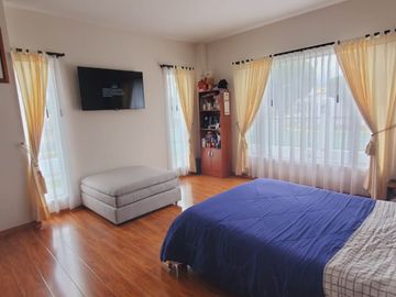 CASA EN VENTA – SECTOR MARIANA DE JESÚS, VALLE DE LOS CHILLOS