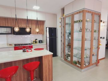 CASA EN VENTA – SECTOR MARIANA DE JESÚS, VALLE DE LOS CHILLOS