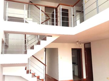 VENDO DUPLEX + AZOTEA EN SAN MIGUEL