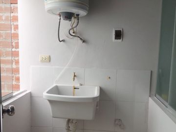 VENDO DUPLEX + AZOTEA EN SAN MIGUEL