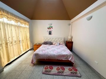 CASA COMO TERRENO EN PACHACAMAC , JATOSISA, 2617M2