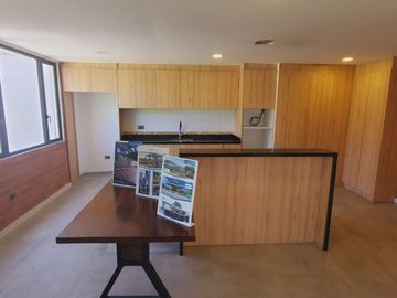 CASA NUEVA EN VENTA – SECTOR CASHAPAMBA, VALLE DE LOS CHILLOS