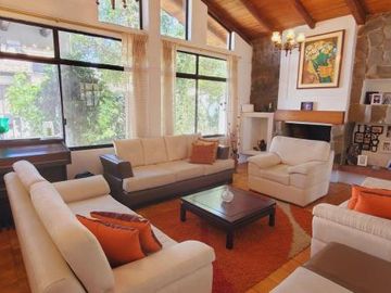 CASA INDEPENDIENTE EN VENTA  – SECTOR MIRASIERRA, VALLE DE LOS CHILLOS