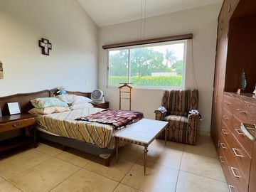 🤯 CASA EN VENTA, 4 Rec, 3 Bañ, Alberca 📍Jiutepec $3,200,000