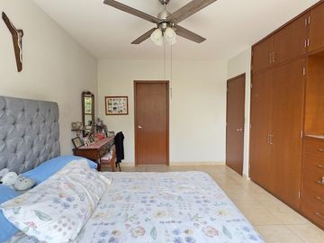 🤯 CASA EN VENTA, 4 Rec, 3 Bañ, Alberca 📍Jiutepec $3,200,000
