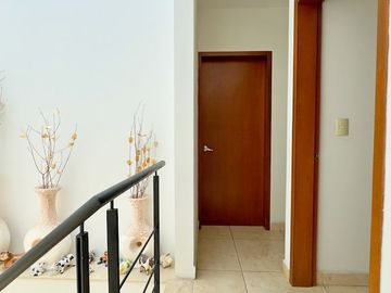🤯 CASA EN VENTA, 4 Rec, 3 Bañ, Alberca 📍Jiutepec $3,200,000
