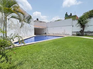 🤯 CASA EN VENTA, 4 Rec, 3 Bañ, Alberca 📍Jiutepec $3,200,000