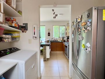 🤯 CASA EN VENTA, 4 Rec, 3 Bañ, Alberca 📍Jiutepec $3,200,000