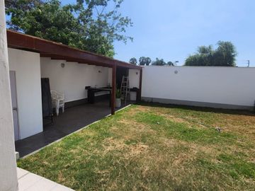 POR VIAJE - CASA 310m2 - 4DORM BIEN UBICADA xUNIFE - LA MOLINA