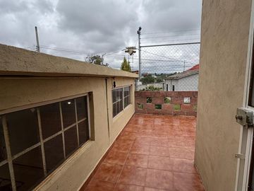 🏡✨ ¡HERMOSA CASA EN VENTA EN APIZACO! ✨🏡 📍 ¡EXCELENTE UBICACIÓN A SOLO UNOS PASOS DEL TECNM!