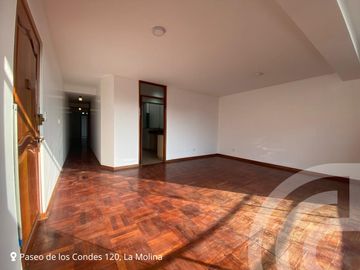 Venta de lindo departamento con vista a parque