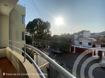 Venta de lindo departamento con vista a parque