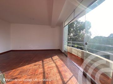Venta de lindo departamento con vista a parque
