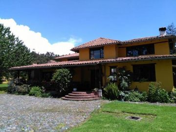 QUINTA EN VENTA – ONTANEDA, CONOCOTO, VALLE DE LOS CHILLOS